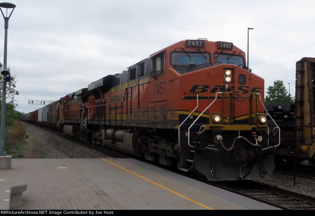 BNSF 7457 East